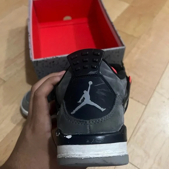 jordan 4